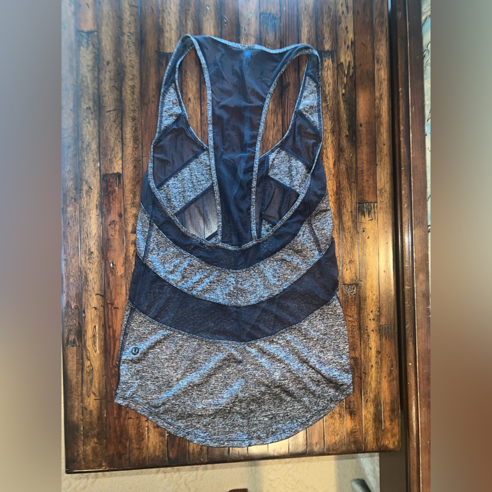 Lululemon If Youre Lucky Tank - Picture 11 of 11